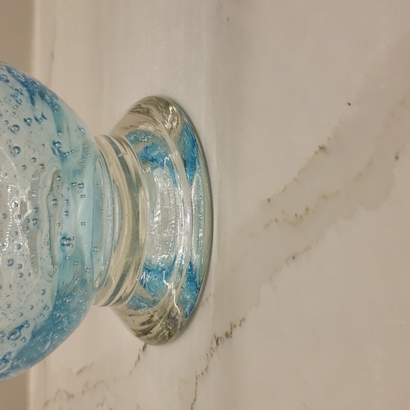 𝅺large glass vase light blue bubbles 10"h x 6"diam. - Picture 8 of 10